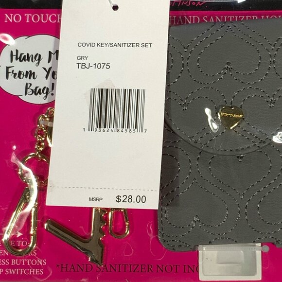 Betsey Johnson Clean Hands Gift Set Gray Quilted Hearts Sanitizer Case & Charm - Picture 2 of 2